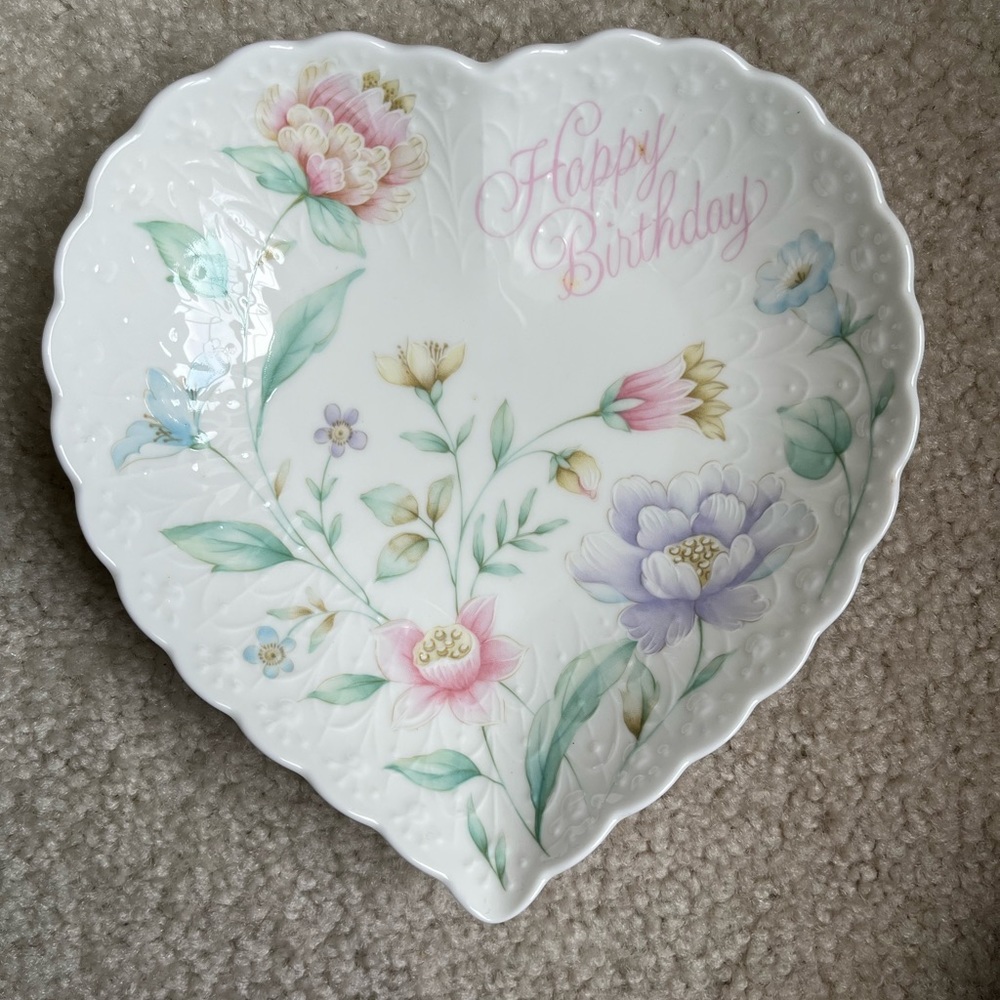 Mikasa Bone China Happy Birthday Dish